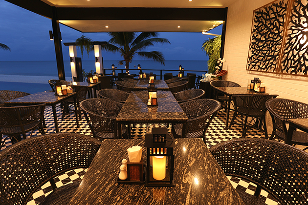 Oceanfront Bistro & Beach Club